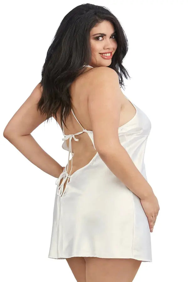 Plus Size White Satin Robe & Chemise Set Dreamgirl